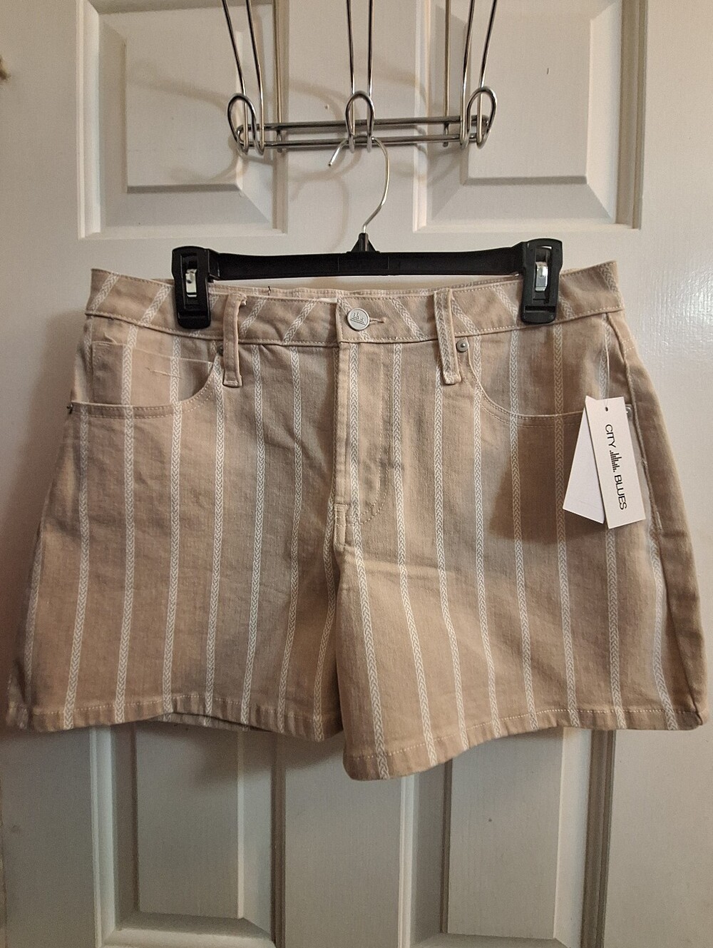NWT City Blues Shorts 10